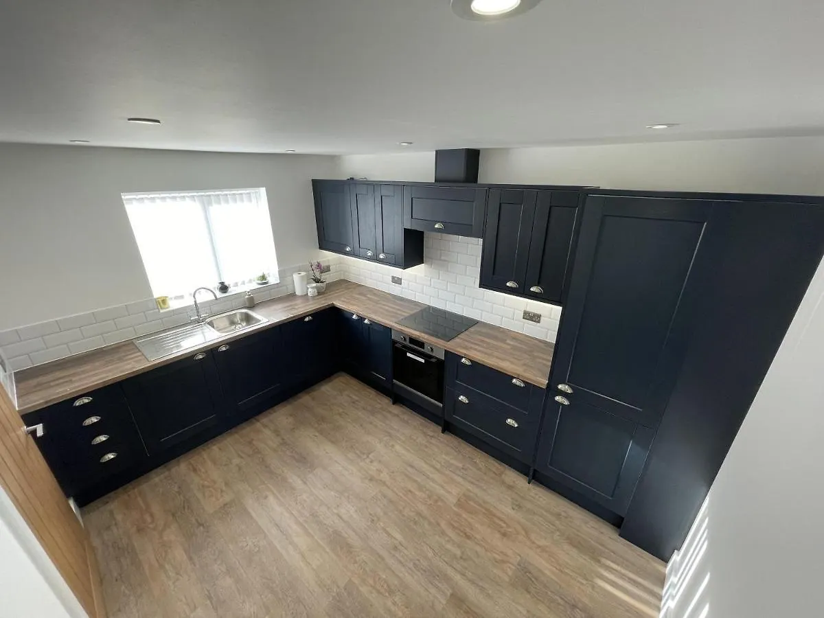Holiday home 3 Double Bed Luxurious House Near Heathrow Airport Villa Staines-upon-Thames
